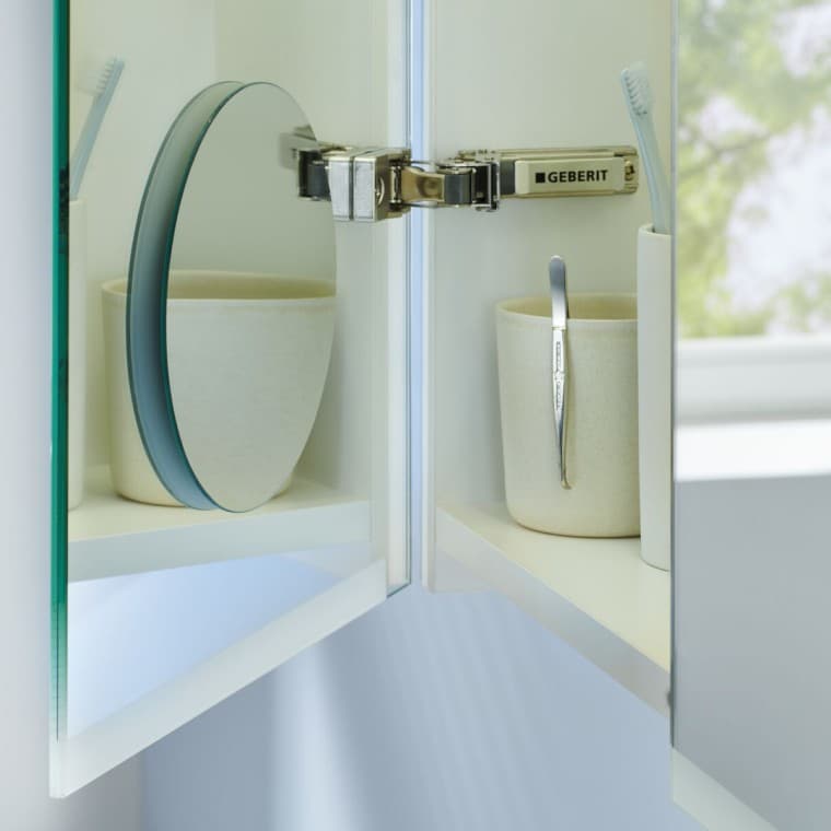 Geberit Option tükör nagyítótükörrel (© Geberit) Geberit Option tükör nagyítótükörrel (© Geberit)