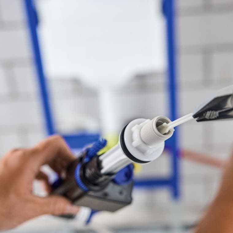 Geberit 323-as típusú töltőszelep: könnyen cserélhető szűrő Geberit 323-as típusú töltőszelep: könnyen cserélhető szűrő