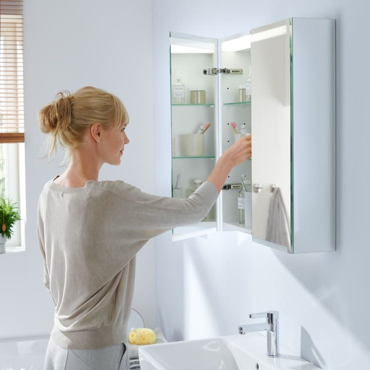 Geberit Option tükrös szekrény Geberit Option tükrös szekrény