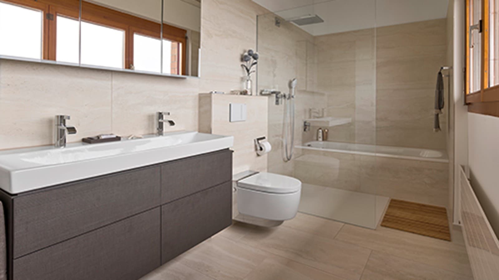 Felújítás után fürdőszoba Geberit AquaClean zuhany WC-vel Felújítás után fürdőszoba Geberit AquaClean zuhany WC-vel