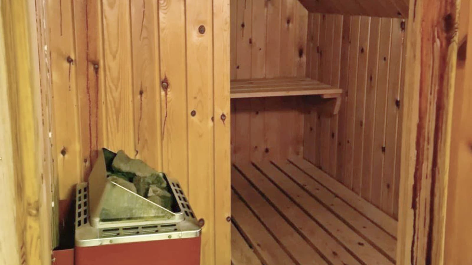 Szauna ferde tetővel (© @triner2 és @strandparken3) Szauna ferde tetővel (© @triner2 és @strandparken3)