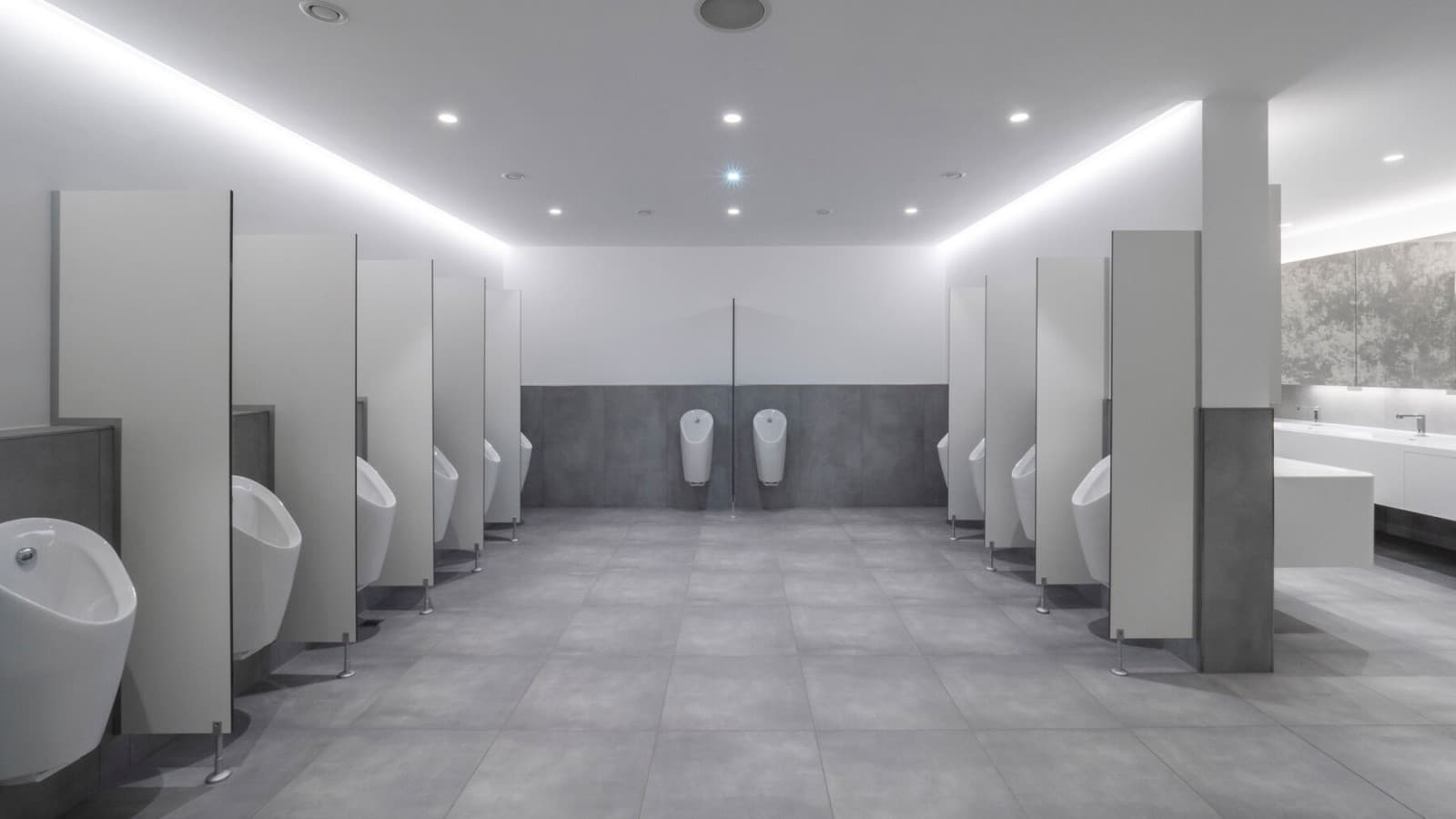 Az elkészült szaniterhelyiség Az elkészült szaniterhelyiség